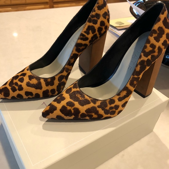 1 state leopard heels